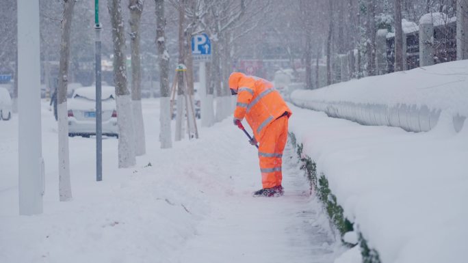 环卫工人扫雪   除雪