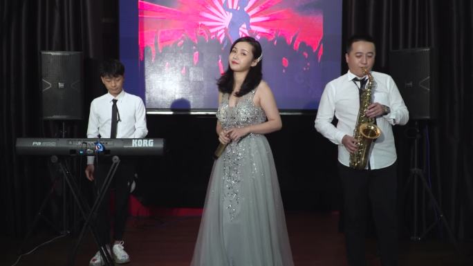 音乐 乐队 演奏 演唱 表演 演出