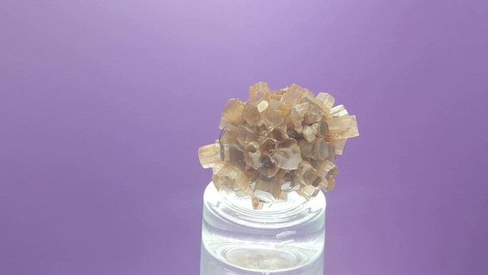 石英岩，宝石与晶体巧妙