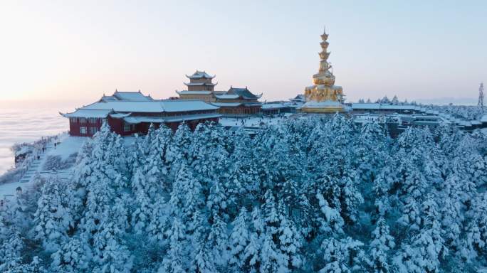 航拍四川峨眉山金顶冬季雪景云海美丽景观