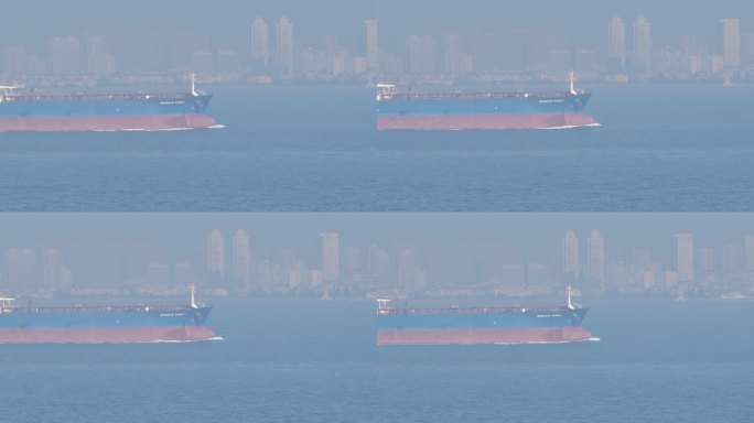 青岛大海轮船货轮灯塔实拍P1182631