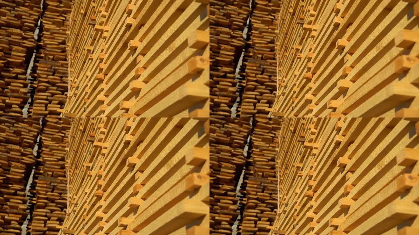 从树上摘下来的一堆木材。仓库里的一堆木材。4 k的视频。