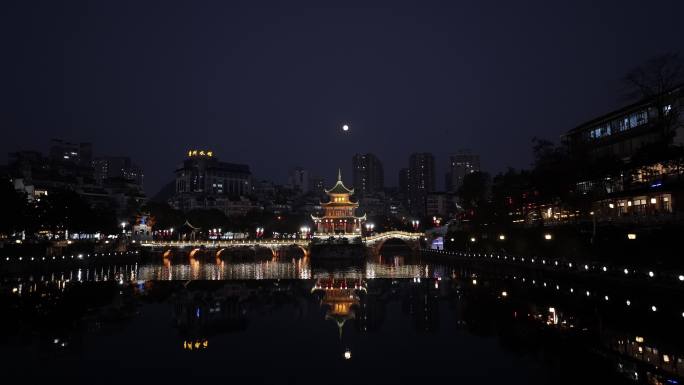 甲秀楼南明河夜景月亮