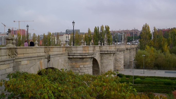 托莱多桥，18世纪，西班牙马德里里约公园