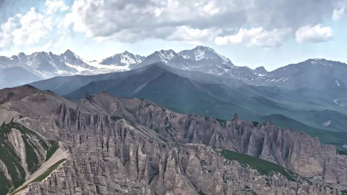 4K新疆自然风光天山石林宣传片旅行空镜