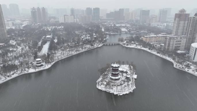 航拍山西太原2023年12月14日大雪