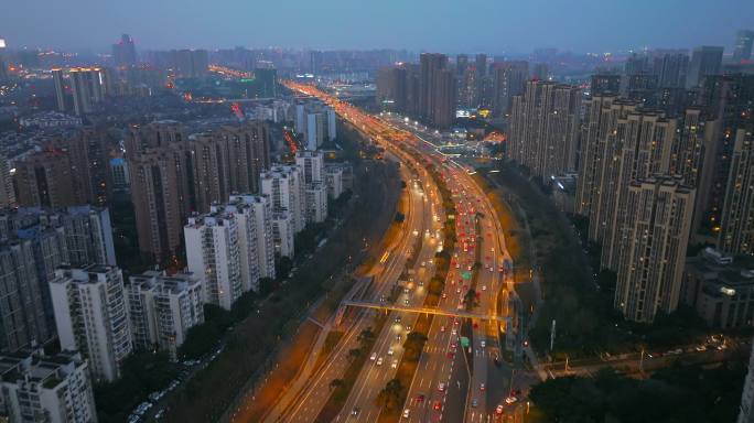 成都夜晚航拍三环路交通繁忙城市天际线