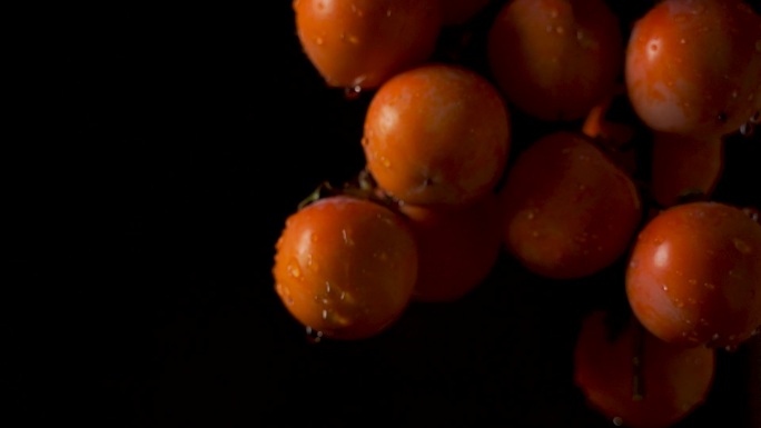 新鲜的水果柿子