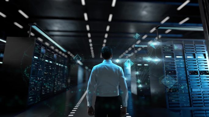 网站安全。IT管理员使用全息图激活现代数据中心服务器。
