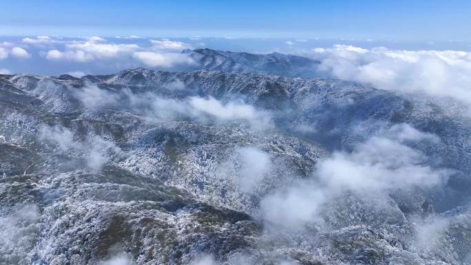 宛如仙境的雪山 金佛山