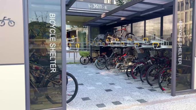 住宅区的自行车棚