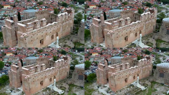 土耳其贝加马市的罗马神庙红厅大教堂(Kizil Avlu)鸟瞰图