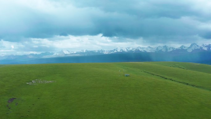 巴音布鲁克草原航拍，九曲十八弯，独库公路