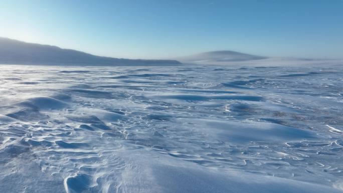 冬日草原雪景白毛风风吹雪雪原风景