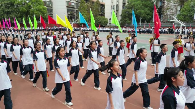 中小学体育周方队游行开场节目