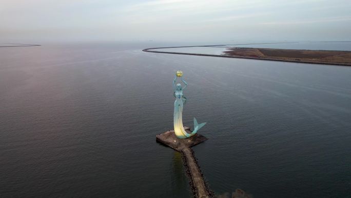 营口鲅鱼圈山海广场鲅鱼公主雕塑海景航拍