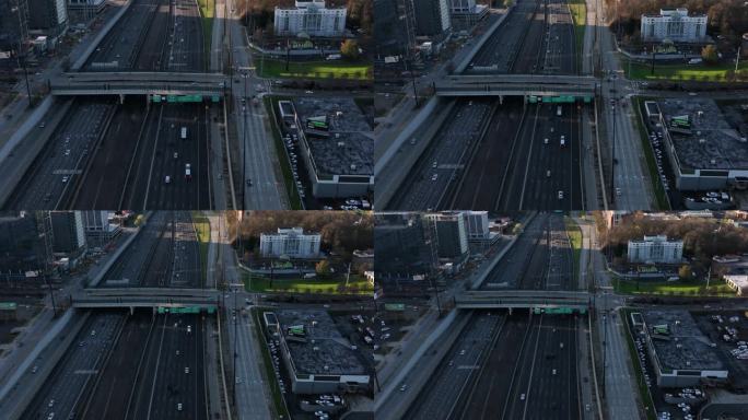 美国乔治亚州亚特兰大市中心的高速公路交汇处，摄像机将镜头拉近，显示交通状况