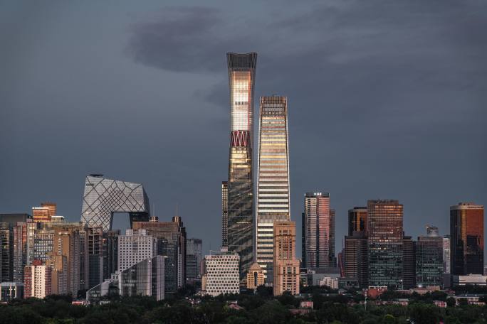 北京地标建筑国贸cbd日转夜夜景延时视频