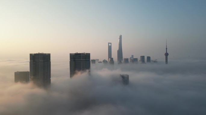 上海低空平流雾