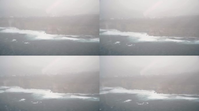 在暴风雨的下午，澳大利亚大洋路，从直升机上鸟瞰十二使徒