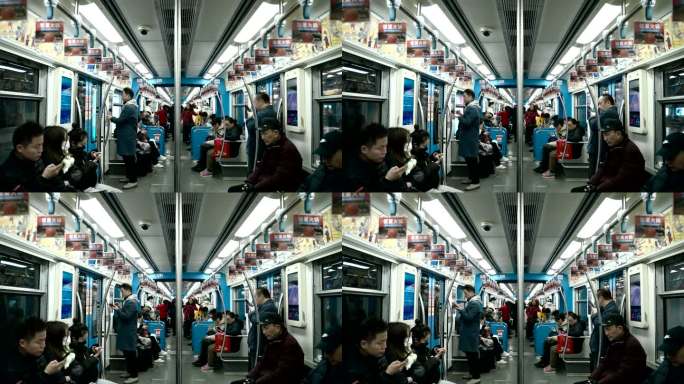 地铁车厢乘客