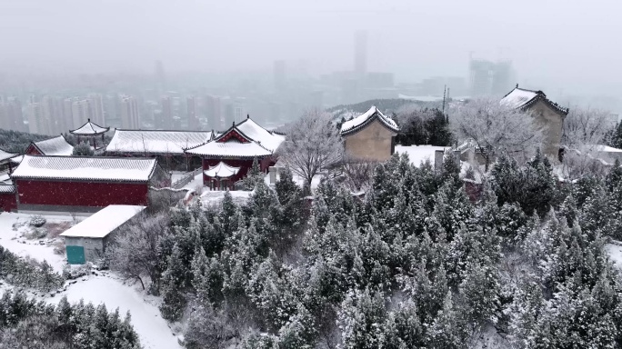 碧霞祠雪景