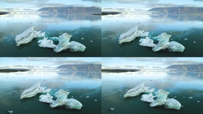 蘑菇形状的冰山，无人机拍摄的Jokulsarlon冰川泻湖，冰岛