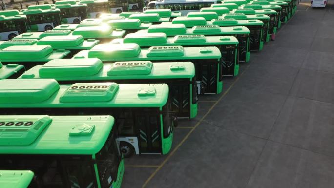 整洁的氢能源动力电池巴士