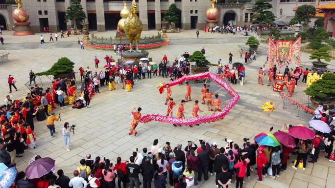 中国广西民间传统文化表演舞龙舞狮