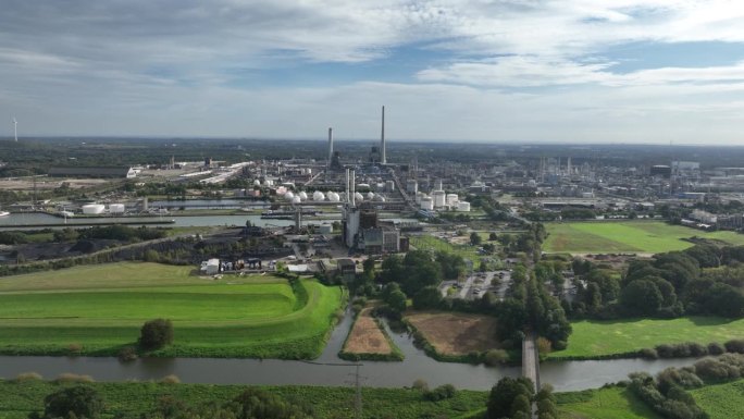 德国马尔化工园区是欧洲最大的工业集群之一。