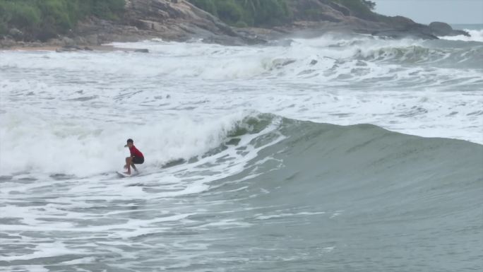 中国万宁日月湾短板冲浪