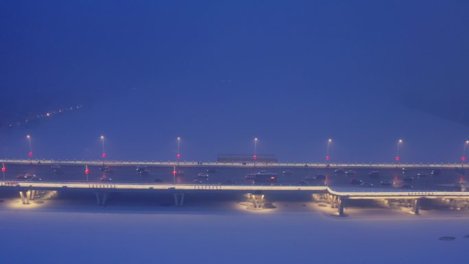 北方城市冬季下雪雪景夜景航拍