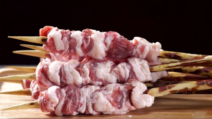 红柳木大串 羊肉串 羊排串 烤羊排