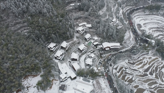 下雪之后的云和梯田雪景