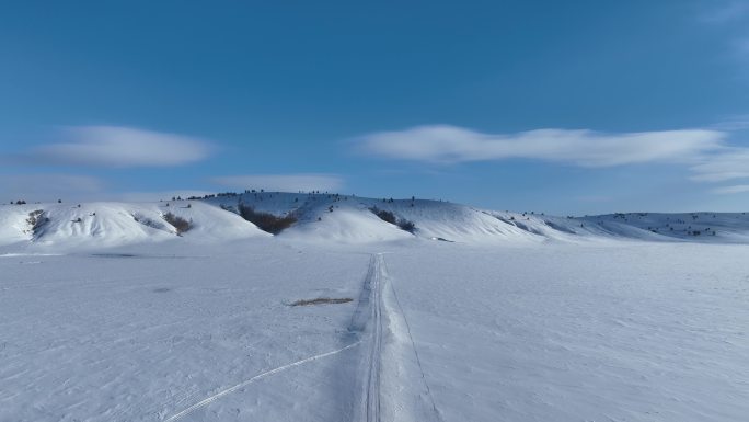 航拍呼伦贝尔山区茫茫雪原