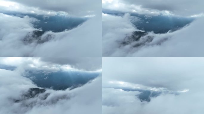 云雾中的山脉川西