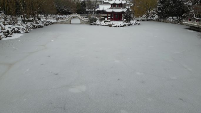 4K航拍古建筑雪景保定古莲花池雪景