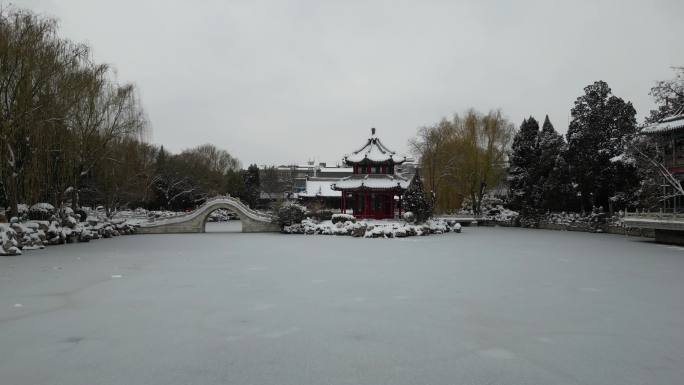 4k航拍保定古莲花池雪景