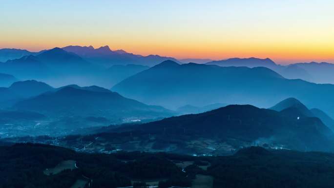 暮色蓝调山川群山大地山峦层层叠叠远山