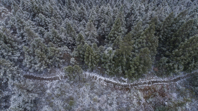 高山之巅佛儿岩景区雪景