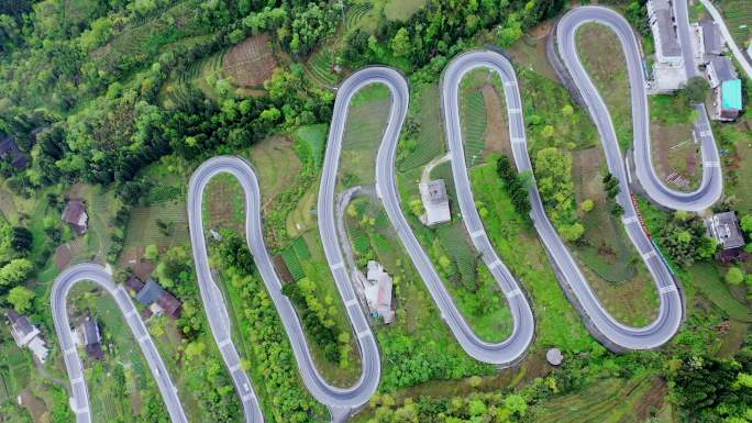 航拍山区盘山路4K