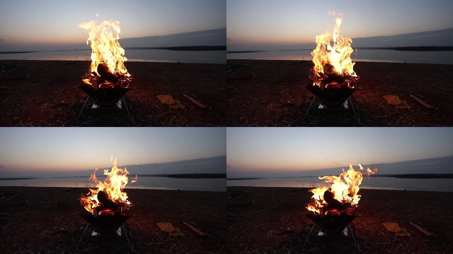 湖边露营地篝火慢动作，夜晚