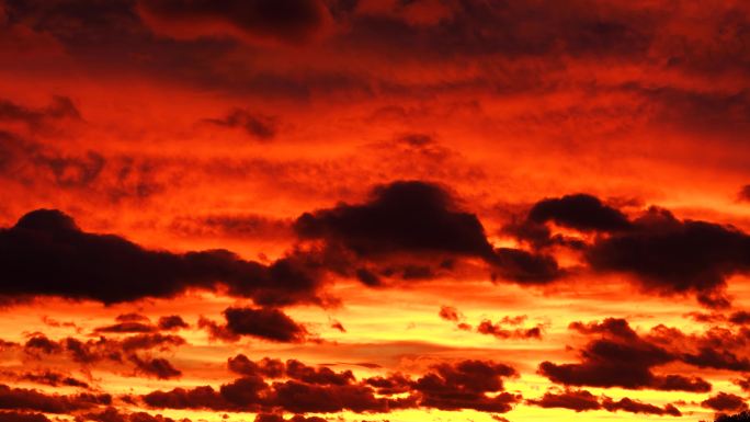 天空晚霞延时火烧云自然景观唯美云景风景