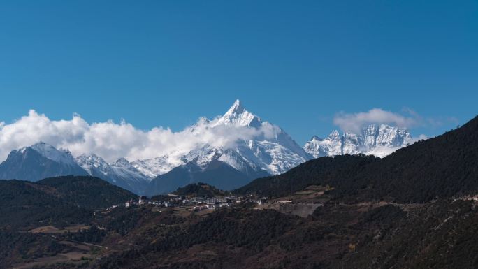 梅里雪山神女峰延时摄影