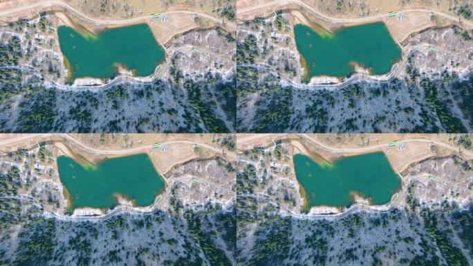 达古冰川山谷达古湖