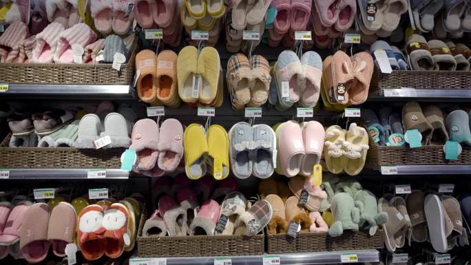 超市鞋袜类