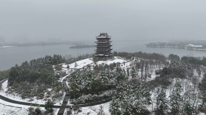 宣城雪景航拍宛陵阁宛陵湖冬天