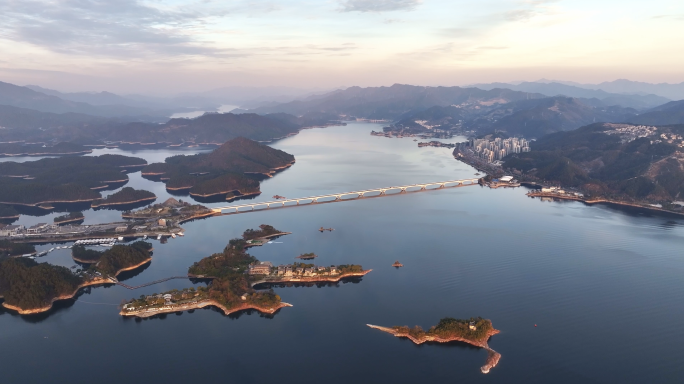 杭州淳安 千岛湖大桥航拍 千岛湖落日