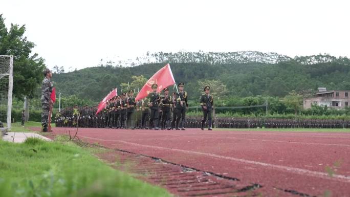 大学军训 开场