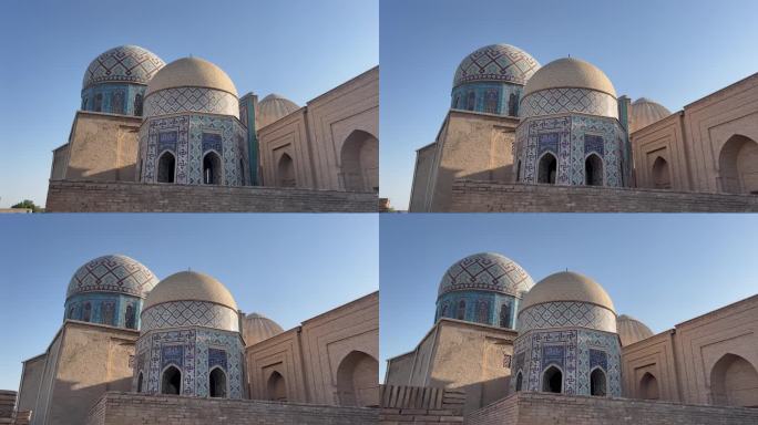 在乌兹别克斯坦撒马尔罕的八角形陵墓拍摄的4k轨道云台。在联合国教科文组织列入名录的沙伊津达，深入了解